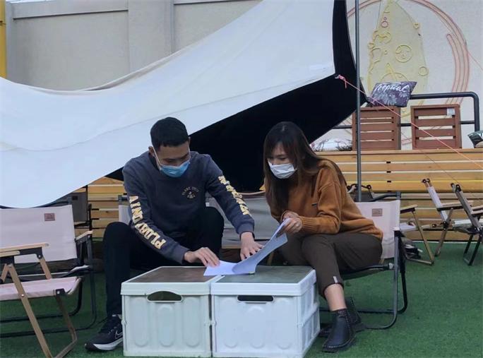 何总与罗总_看图王.jpg 何总与罗总_看图王.jpg